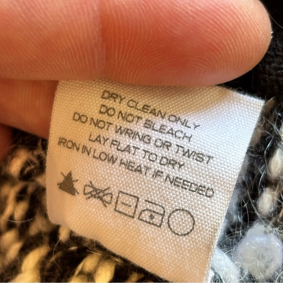 Intermix S black cream southwestern black white wool mohair knit cardigan - Picture 3 of 10